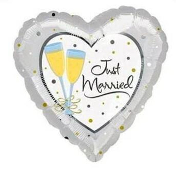 FBBR4 Just married champagne