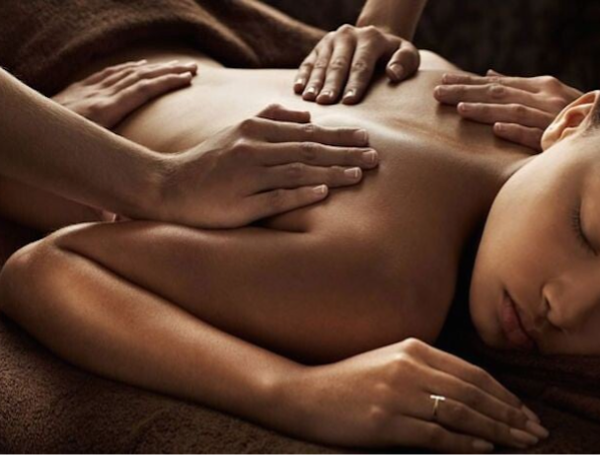 Massage à quatre mains