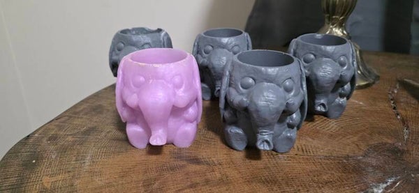 Elephant cup/planter