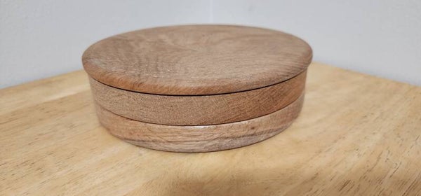 oak lidded box