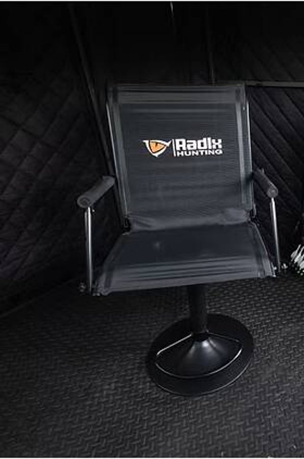 Monarch Deluxe Blind Chair