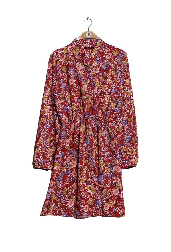 Korte rode hemdjurk met bloemetjesprint