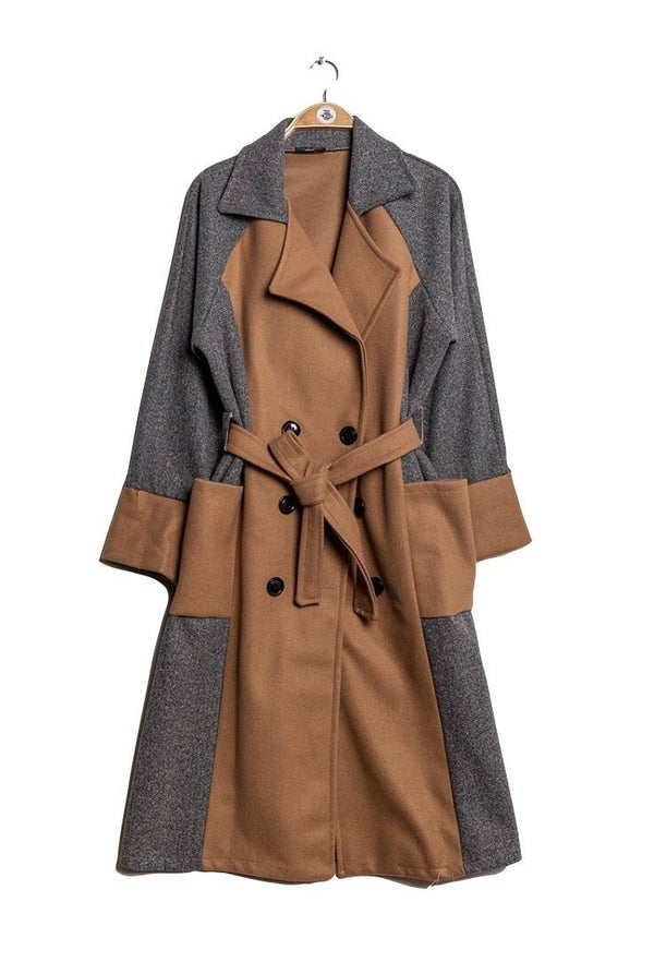 Bicolored coat gray