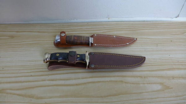 2 Outdoor-Messer mit 9 cm Klingenlänge – neuwertig