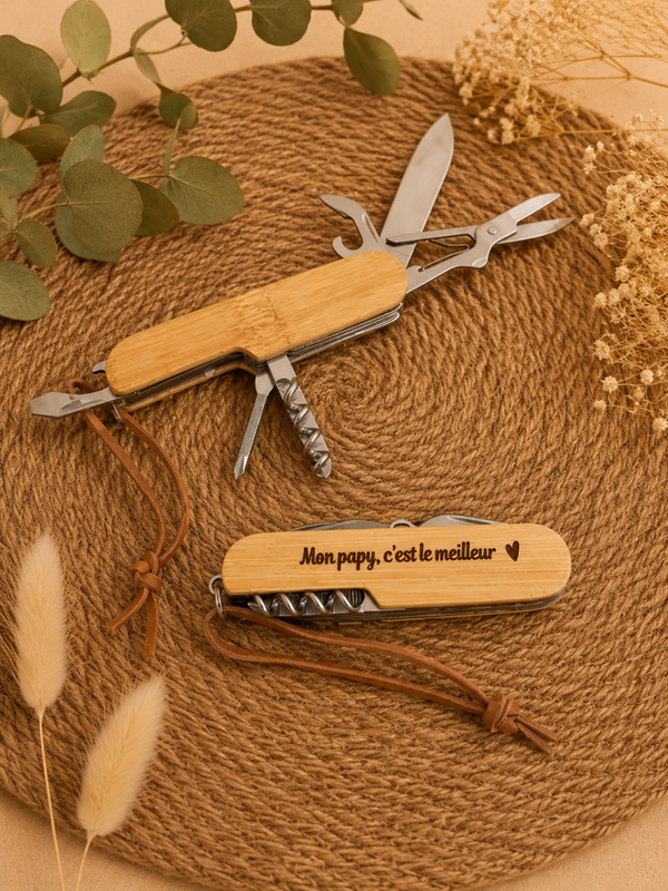 Couteau suisse personnalisé en bois – Idéale cadeau homme
