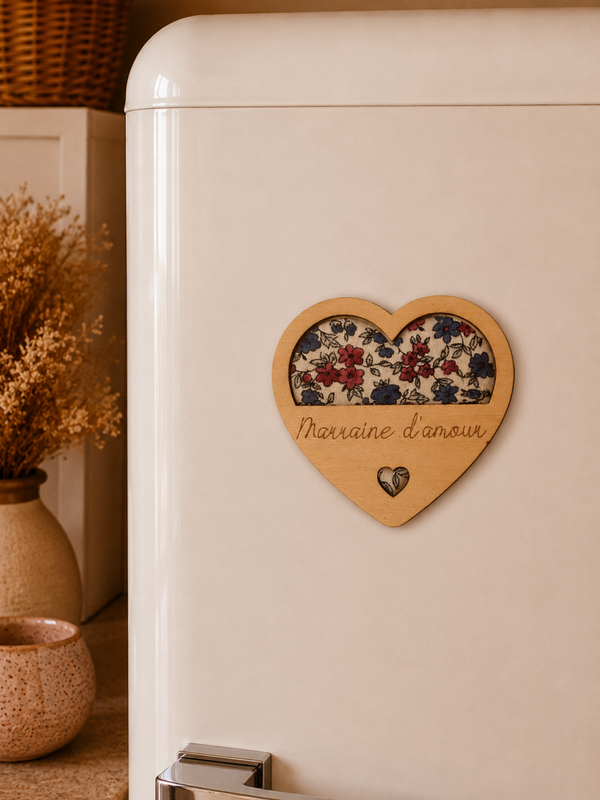 Magnet cœur en bois avec tissu – Personnalisable