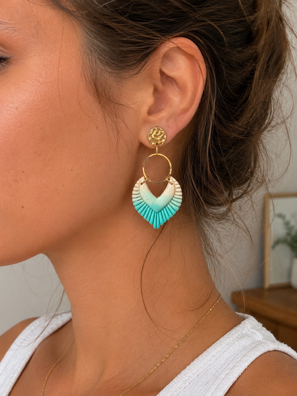 🌊 Fiche produit – Boucles d’oreilles Éventail Lagoon 💙