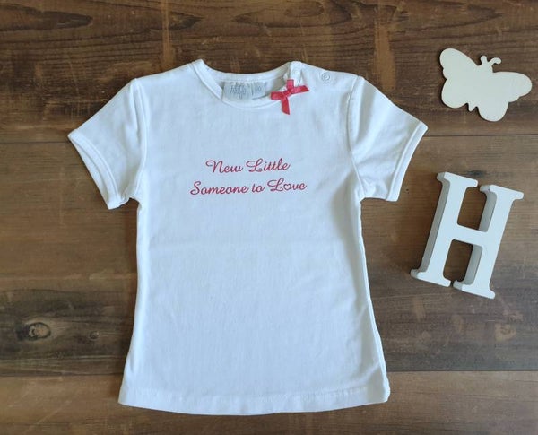 Wit shirtje met roze tekst Maat 80