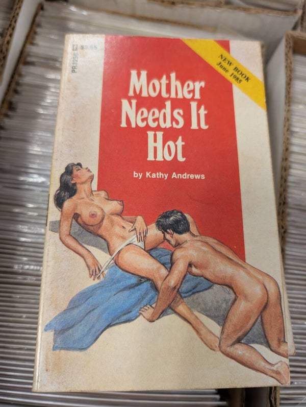 Mother needs it hot 1985