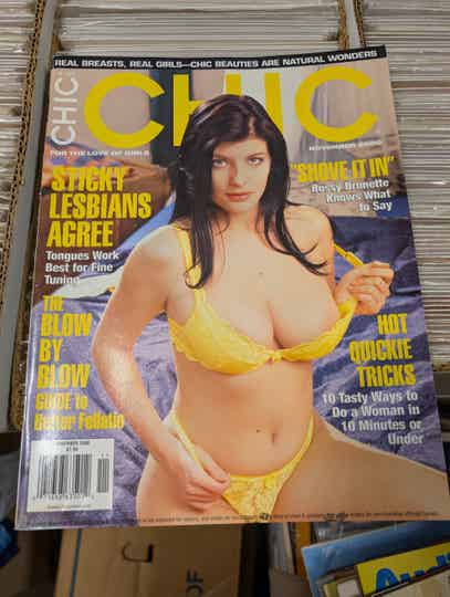 Chic November 2000