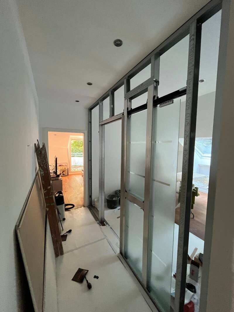 Innenausbau Trennwand