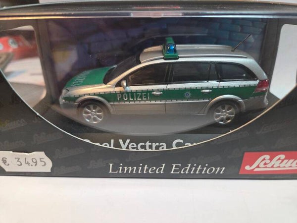 Schuco Opel Vectra CarAVan POLIZEI 1:43