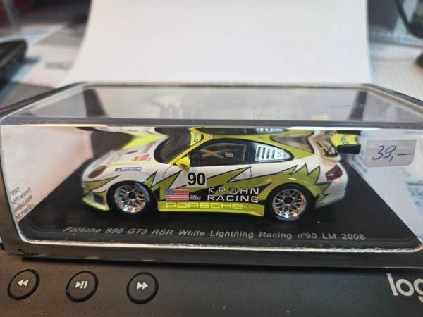 Spark Porsche 911 GT3 RSR White Lightning # 90 24h Le Mans 2006 1:43