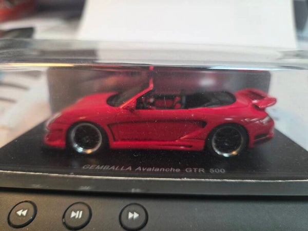 Spark Gemballa Porsche Avalanche GTR 500 rot 1:43