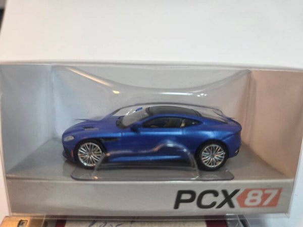 PCX 87 Aston Martin DBS Superleggera blau metallic 1:87