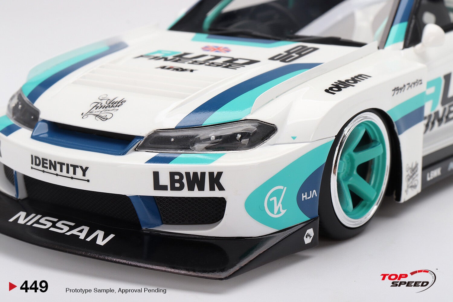 TopSpeed LB-Super Silhouette Nissan S15 SILVIA Auto Finesse 1:18 