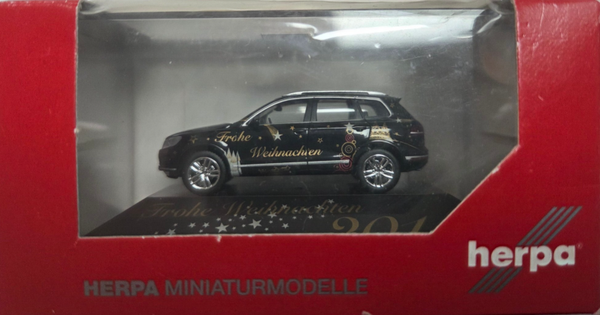 Herpa PC VW Touareg Merry Christmas 2015 in PC Box 1:87