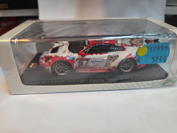 Spark Porsche 911 GT3 R Frikadelli Racing # 31 24h Nürburgring 2019 1:43