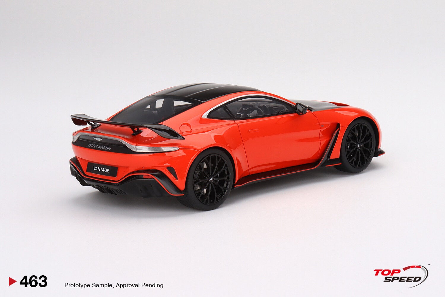 Top Speed Aston Martin V12 Vantage scorpus red 1:18 | MINIAUTO Shop