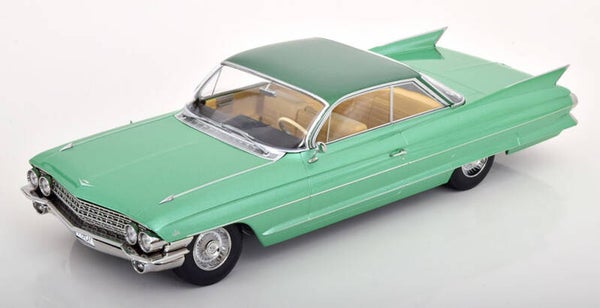 KK Scale Cadillac Series 62 Coupe DeVille 1961 hellgrün / grün-metallic 1:18
