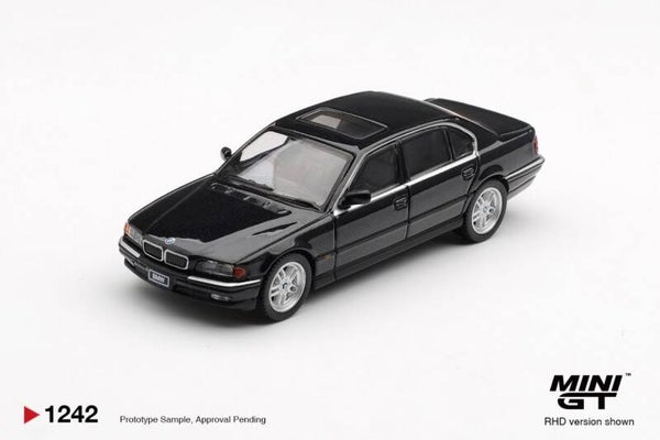 Mini GT BMW 750iL (E38) schwarz Sapphire 1999 MGT01242-L 1:64