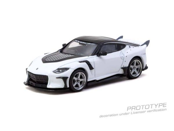 Tarmac Nissan FFZ400 Veilside Fairlady Z weiß 2025 T64G-074-WH 1:64