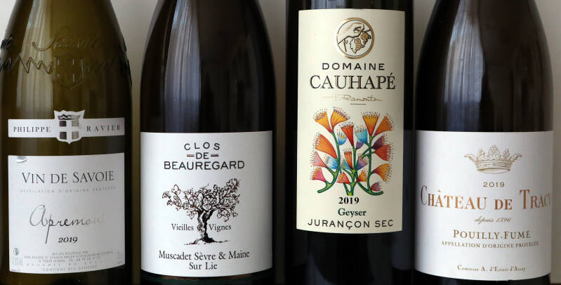 Muscadet Clos de Beauregard 2019, Guilbaud Frères - Apremont 2019, Domaine Ravier - Jurançon Sec Geyser 2019, Domaine Cauhapé - Pouilly-Fumé 2019, Château de Tracy