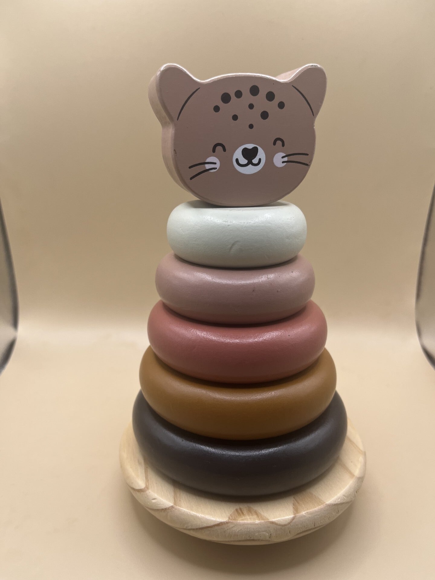 Tour d'anneaux empilables