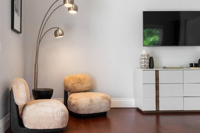 airbnb Photographer / Real Estate photographer / Interior Designer Photographer