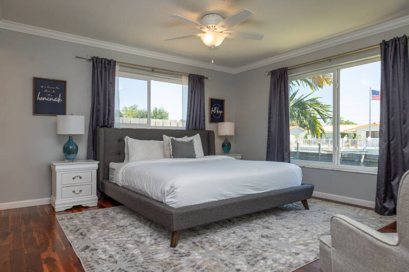 airbnb Photographer / Real Estate photographer / Interior Designer Photographer