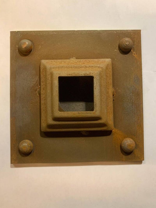 Plaque de parement fer  pour bec de Fontaine (pour tube 1")