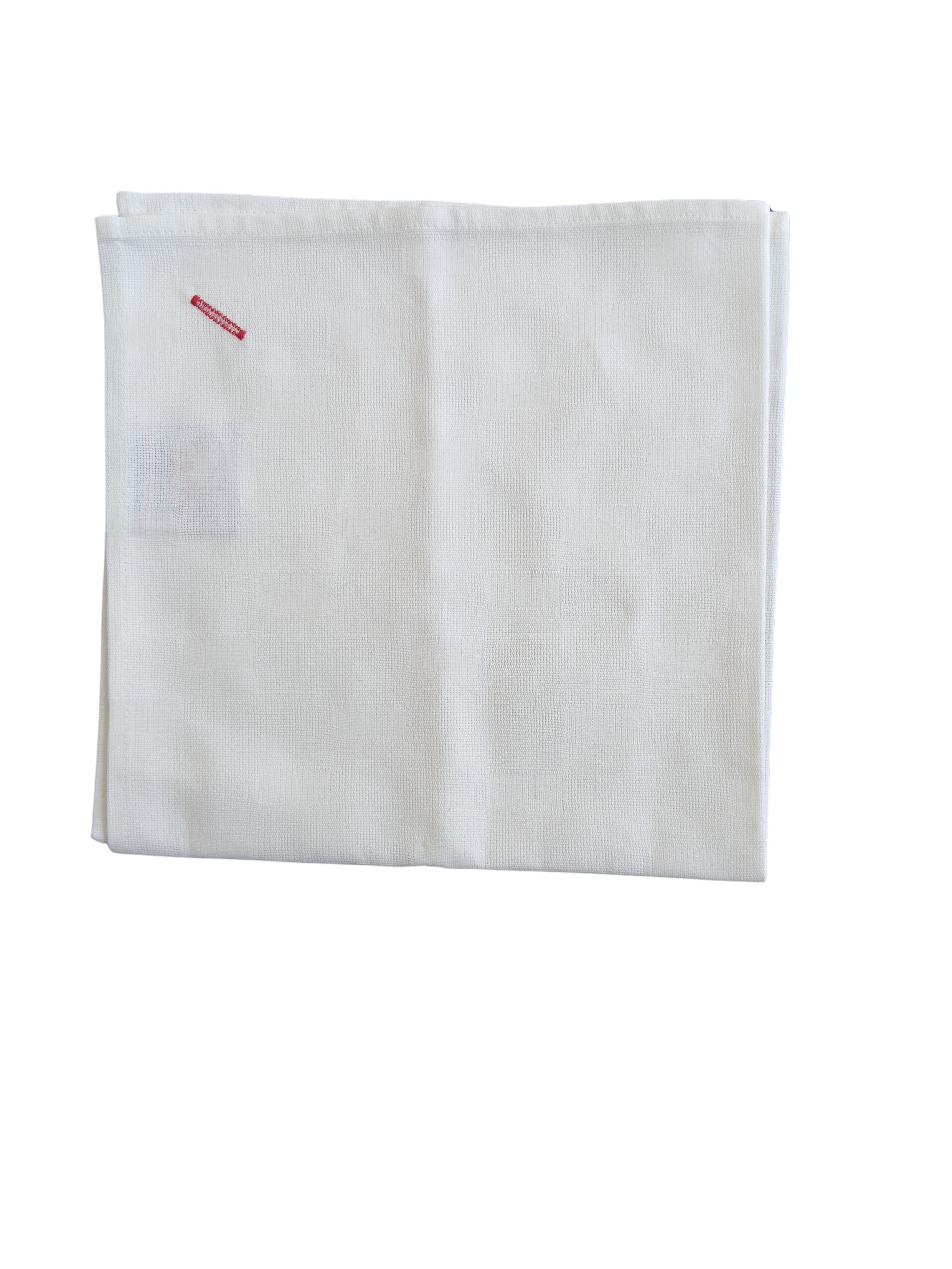 Serviette de table en coton blanche