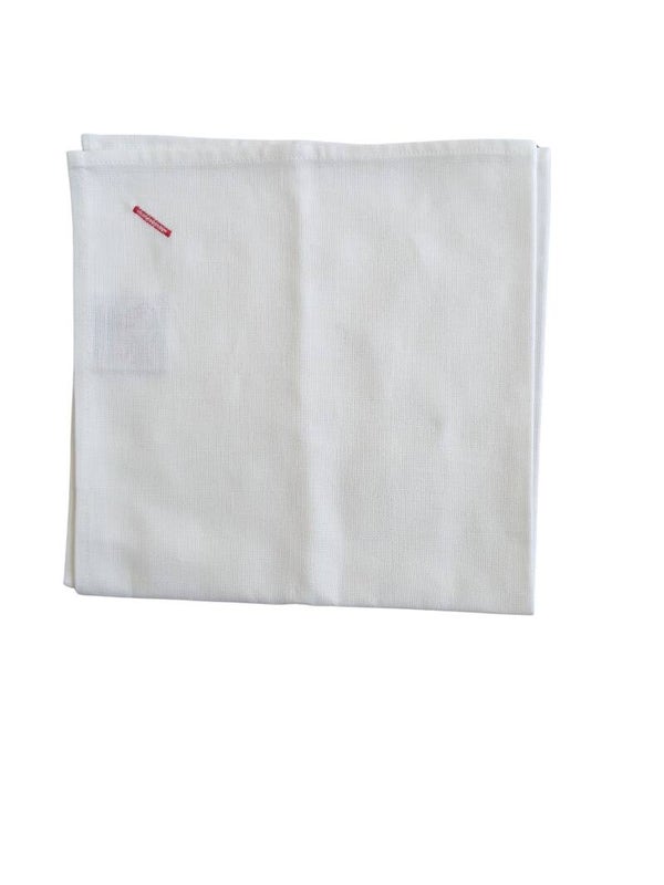 Serviette de table en coton blanche