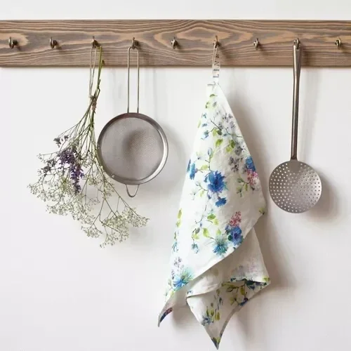 Serviette de cuisine 100% lin avec motifs floraux