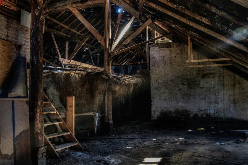 Old loft space symbolising the unexpected discovery of WWI medals leading to British Army record research