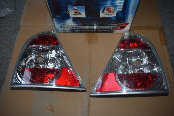 Renault Clio mk2 1998 on rear chrome Lexus style lights sonar