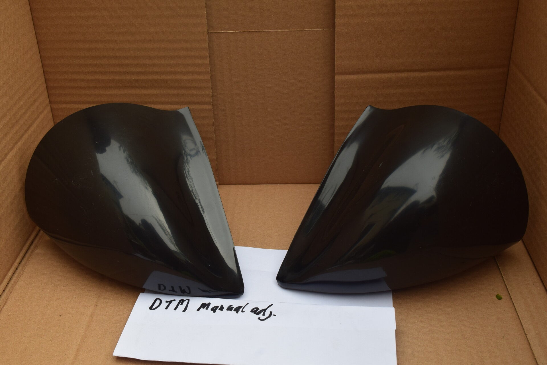 DTM style universal fit manual adjust door mirrors black