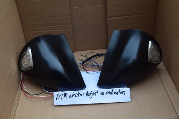 DTM style electrically adjustable wing mirrors with built in indicators black