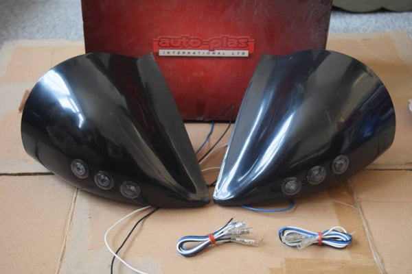 auto plas DTM style mirrors with indicators