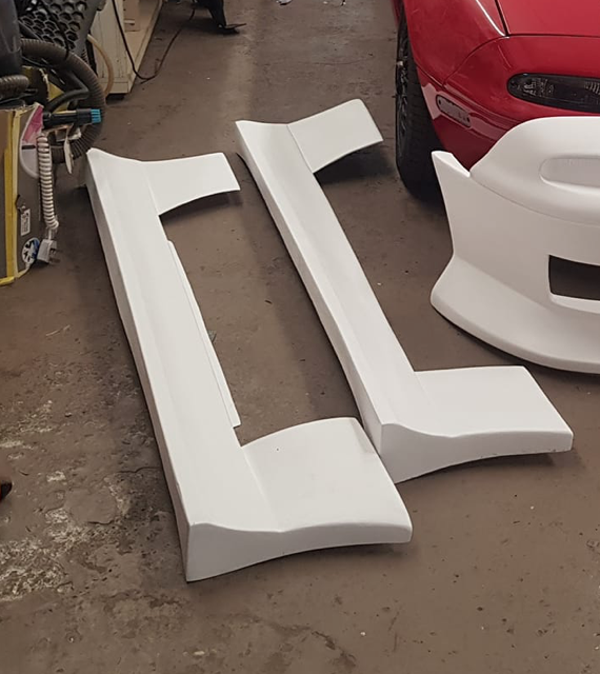 Mazda Mx5 mk1 Deuce side skirts