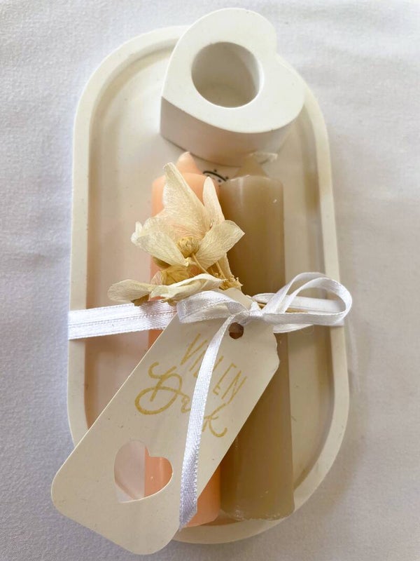 Schale mit Kerzenhalter und 2 Kerzen