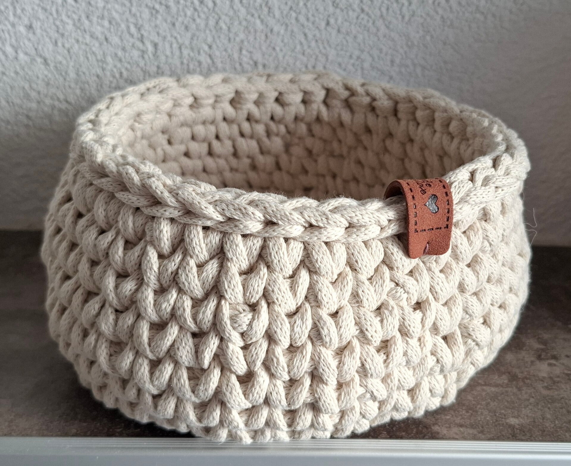 Camper Korb fest gehäkelt (beige)