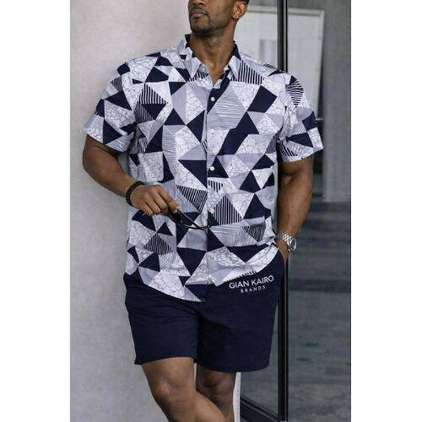 Stretch White And Dotted Short Sleeved Shirt  Large/XLarge