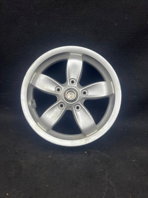 Vespa Primavera voorvelg