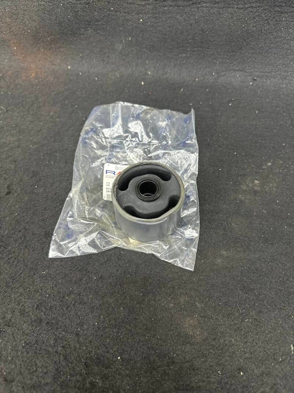 Swingarm rubber 125/180