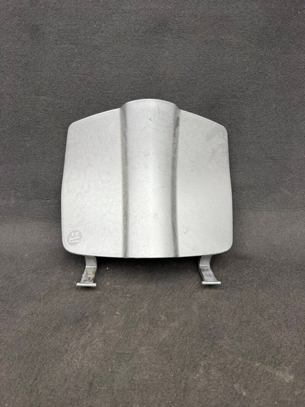 Vespa sprint Kniekap klepje