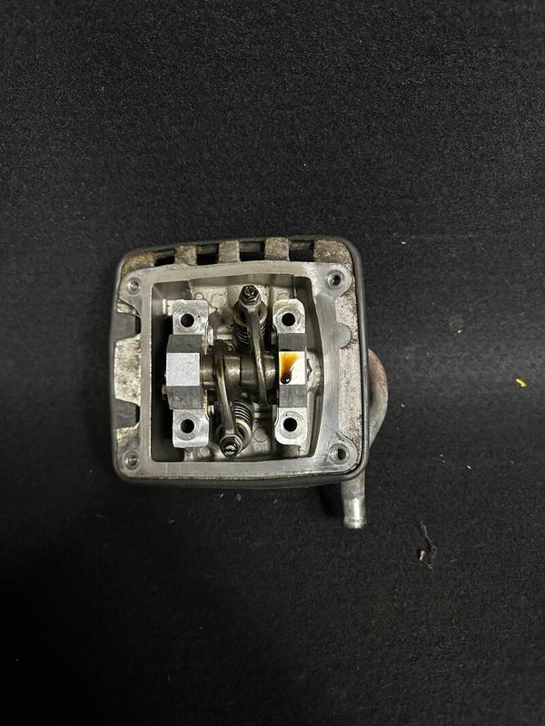 Piaggio cilinder kop 2 v  50 cc