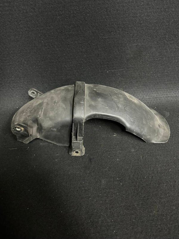 Piaggio Spatbord wiel op blok