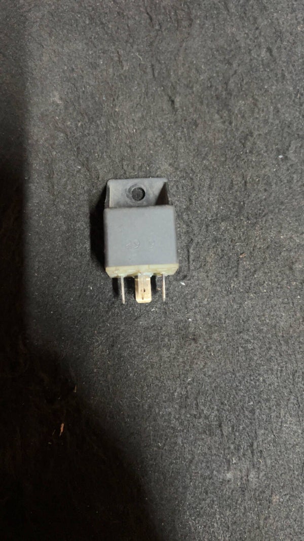 Koplamp regelaar relais