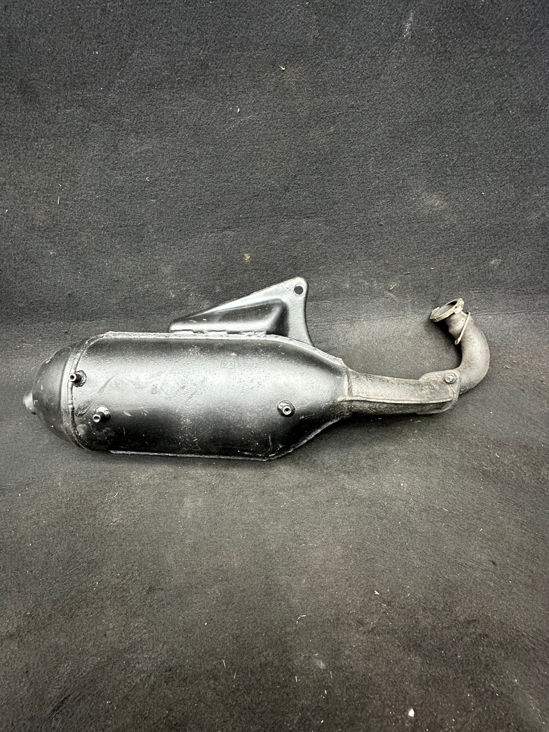 Piaggio 125-180 uitlaat